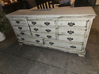 Wood dresser