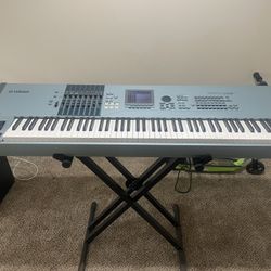 Yamaha Motif XS8 