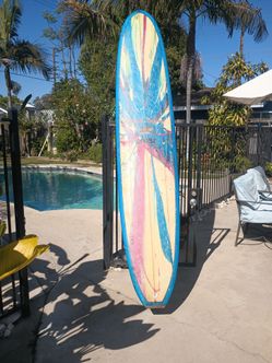 Longboard surfboard