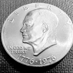 1976-P Eisenhower Liberty Bicentennial $1.00 Coin In Very Good Circulated Condition.