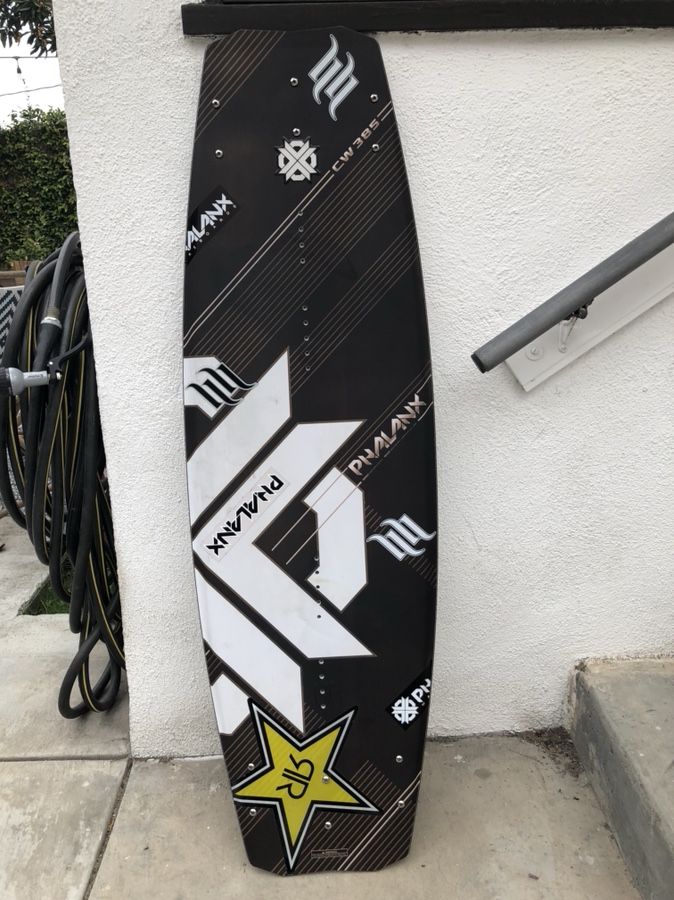 Phalanx wakeboard