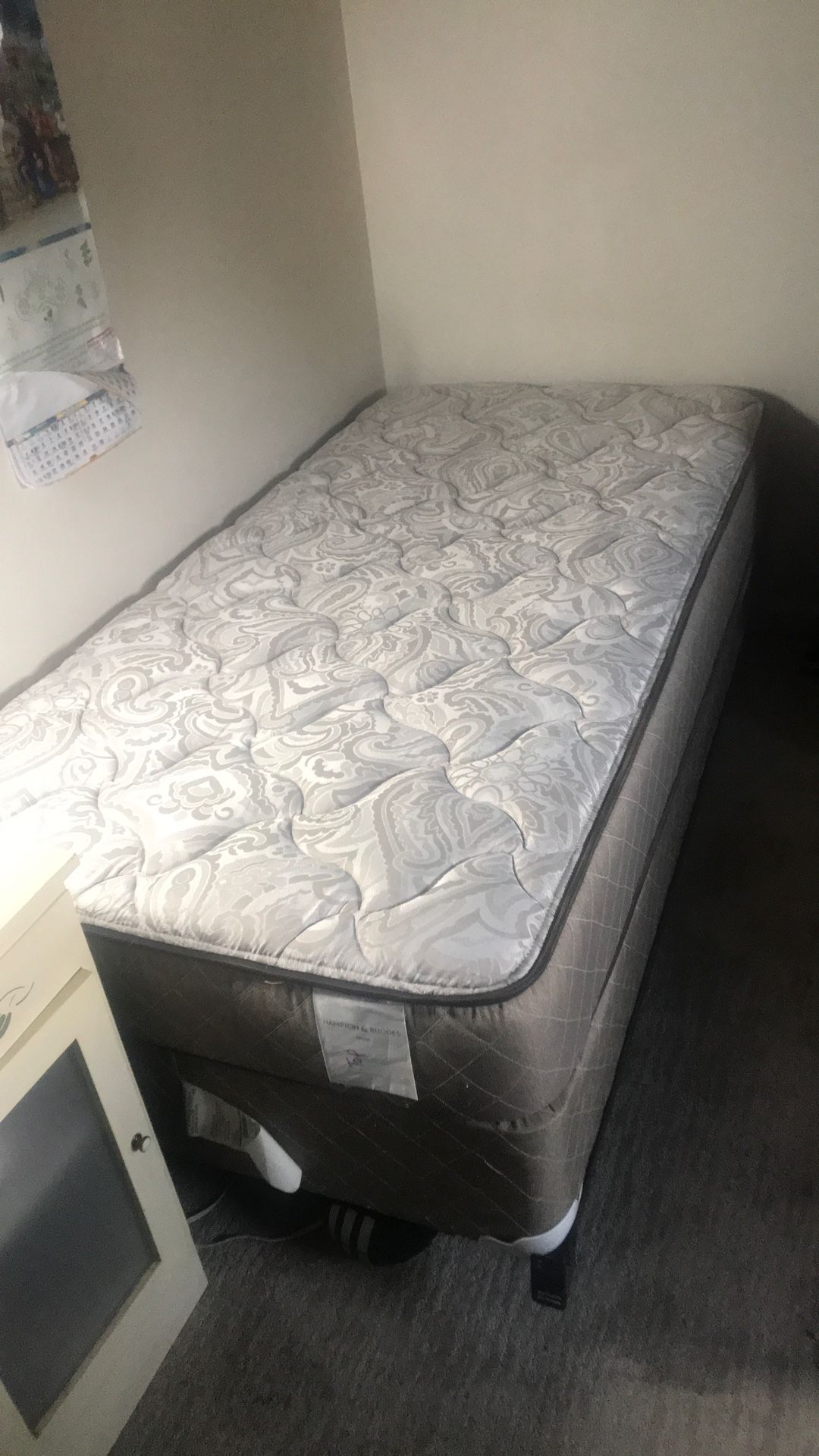 Twin Size Bed