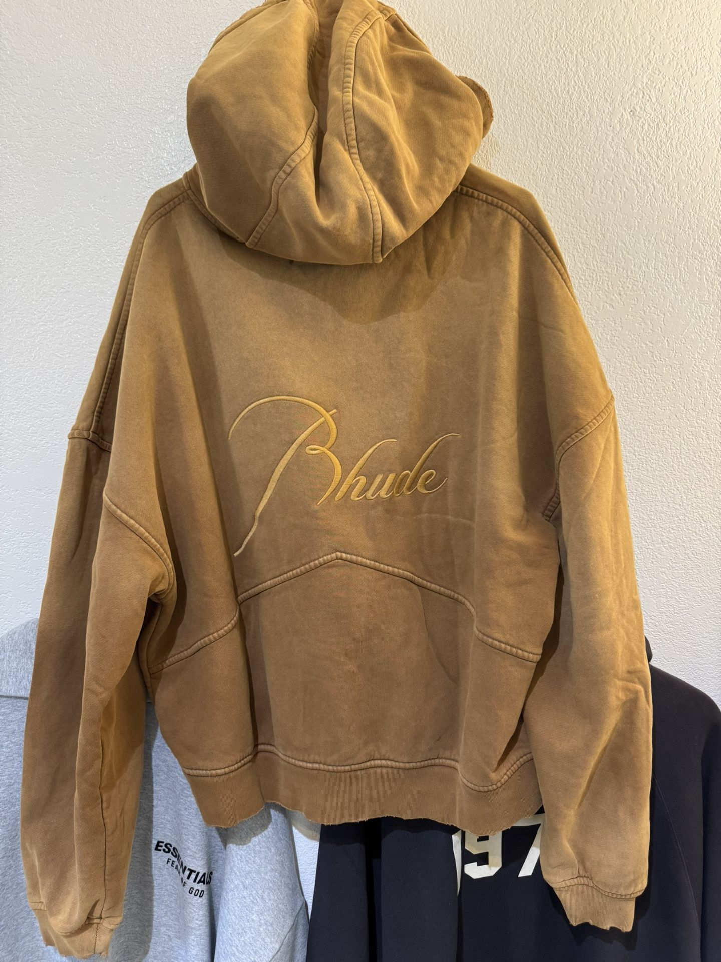 RHUDE YELLOW EMBROIDERED HOODIE