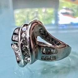 💎 Lovely 10KT White Gold, Freeform Ladies Diamond Ring