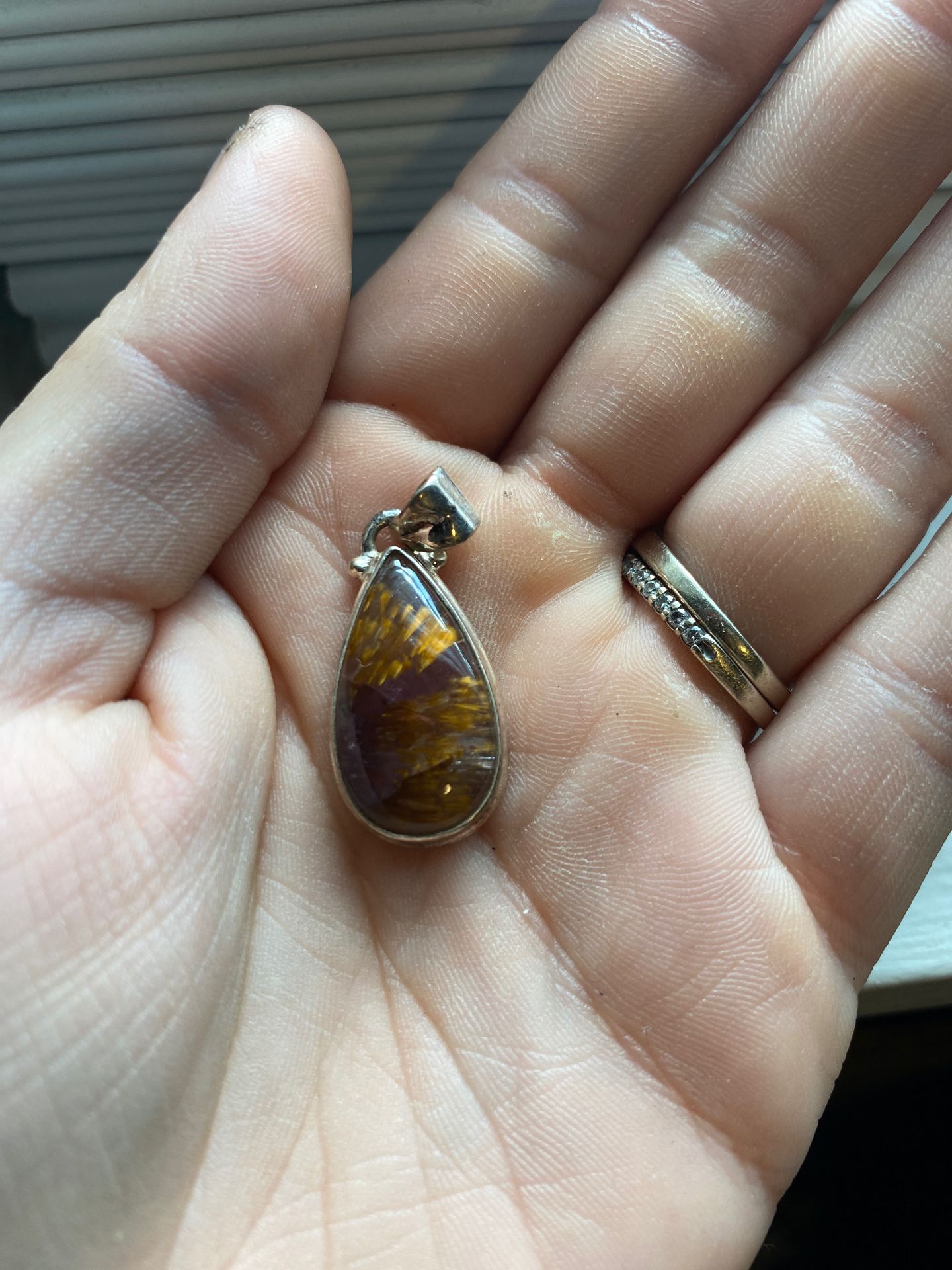 Super 7 crystal necklace pendant