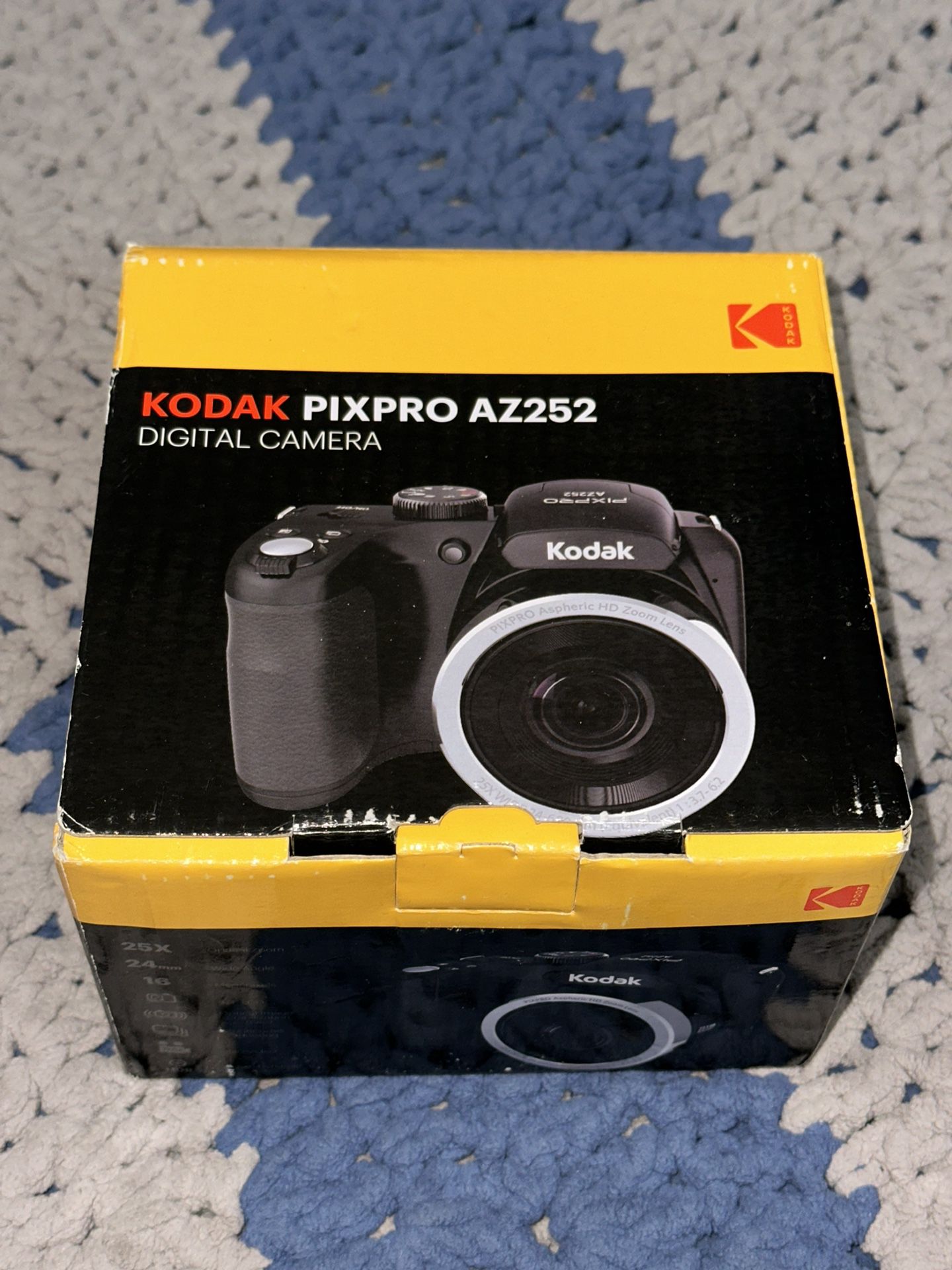 Kodak PIXPRO AZ252 Astro Zoom 16MP Digital Camera (Brand New)