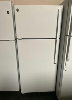 White Top Mount Refrigerator