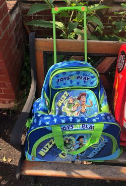 Disney Luggage Toy Story and Cars for Sale in Alexandria VA