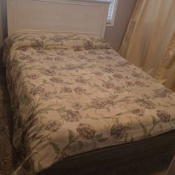 Full Size Bed