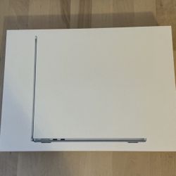 13-inch MacBook Air with M5 chip 512 GB