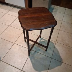 Antique Edwardian, Mid-20th Century Accent Table 