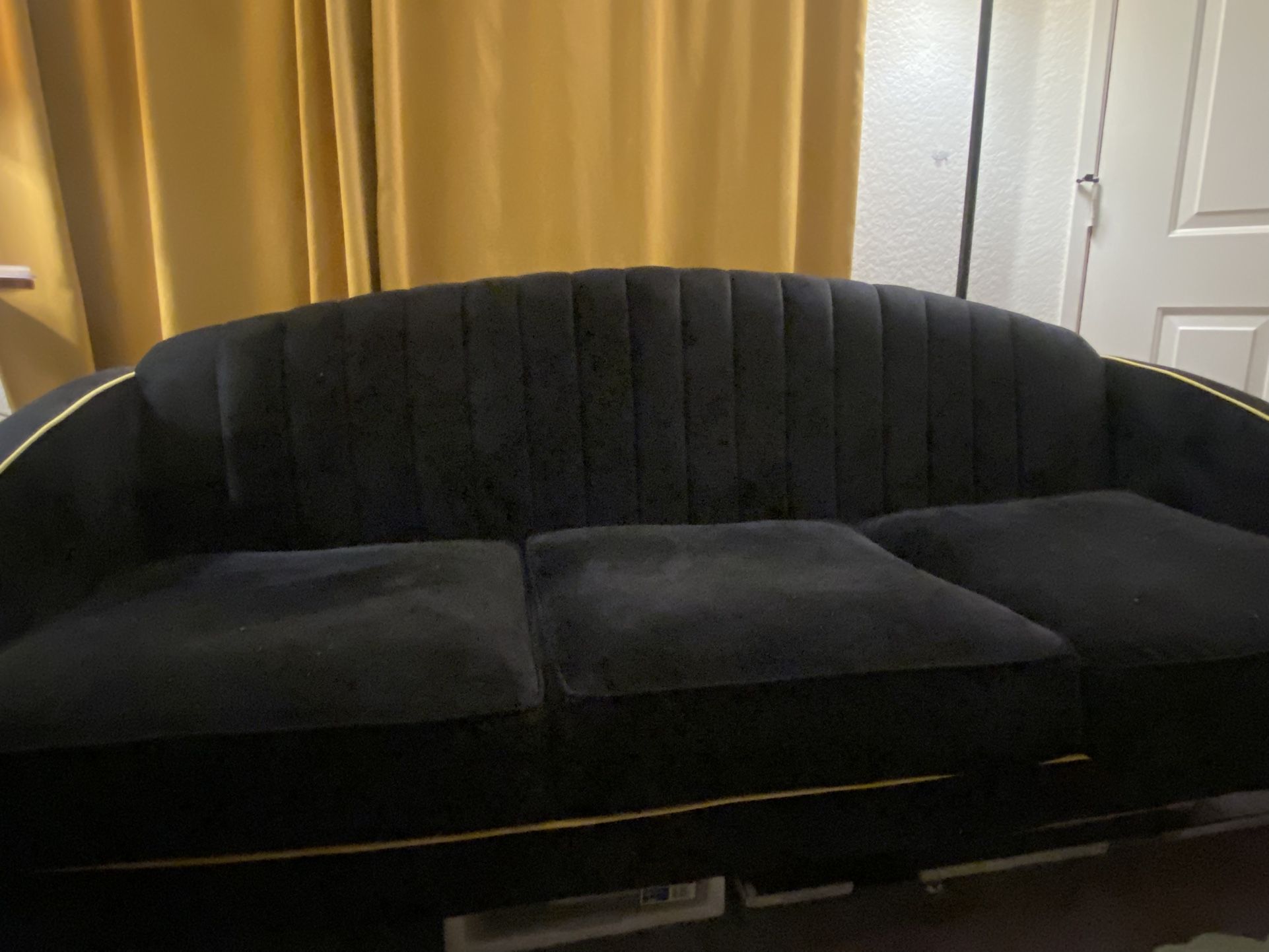 Velvet Couch Black