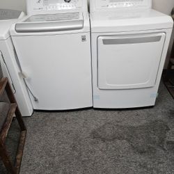 LG Washer And Gas Dryer Ser