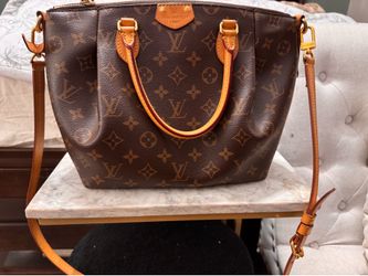 Authentic LV Turenne PM