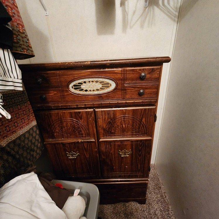 Armoire