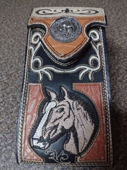 USADO. BUENOS. CELLPHONE CASE . HECHO EN MÉXICO. PIEL. $5