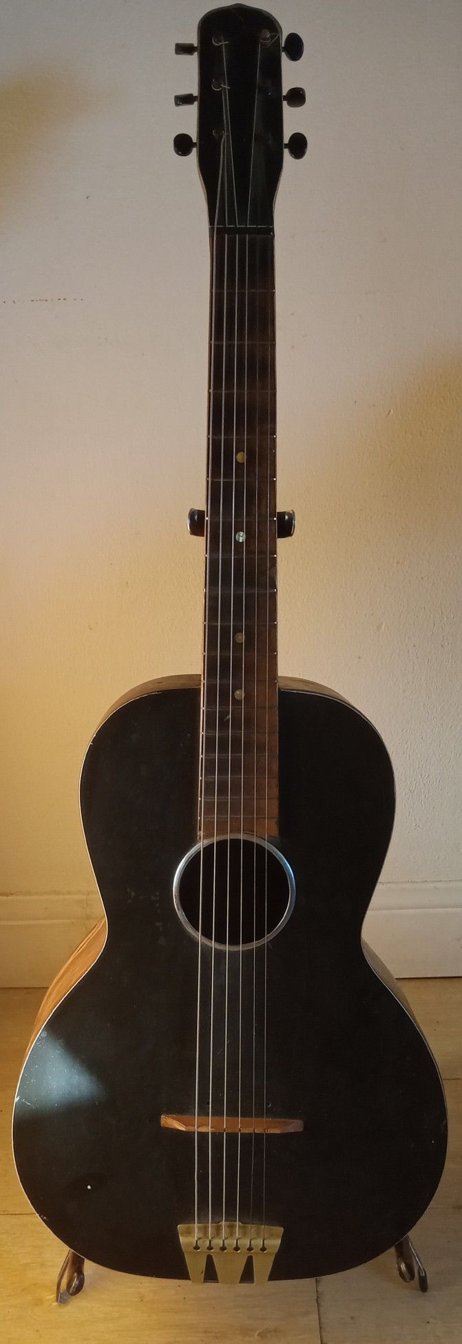 Early 1920s-1940s Classic Parlor Guitar