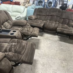 SOFA AND LOVESEAT GOOD CONDITION FREE DELIVERY 🚚 