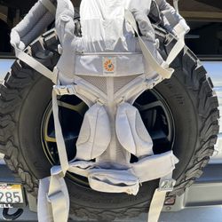 Ergobaby Omni Classic All Carry Positions Baby Carrier for Newborn to Toddler