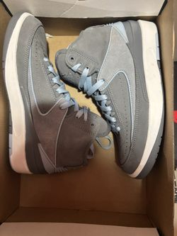 Women’s Air Jordan 2 Retro Cool Grey