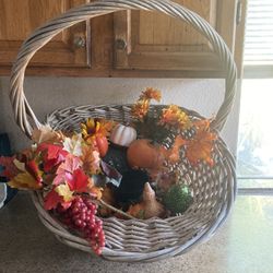 A Big Size Basket With Pumpkin Display & Nice Artificial Crisantemes Flowers Fall Leaves Support For Candle