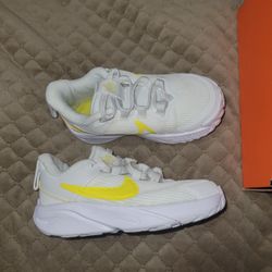 Star Runner 4 TD 'Summit White Opti Yellow'
