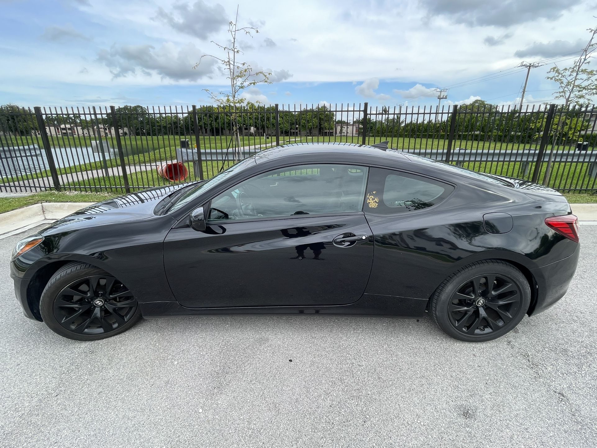 2014 Hyundai Genesis