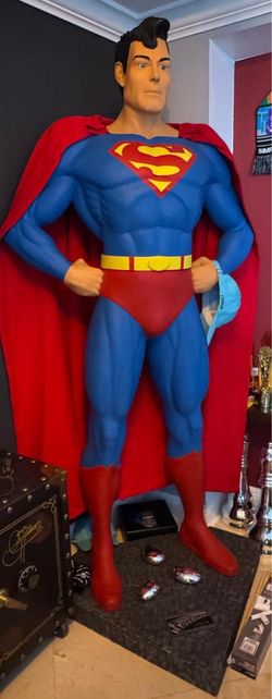 SUPERMAN life size collectors #73 of 500