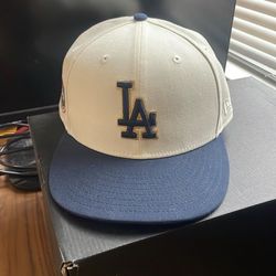 LA Dodgers Hat - Never worn