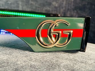 Rectangular sunglasses