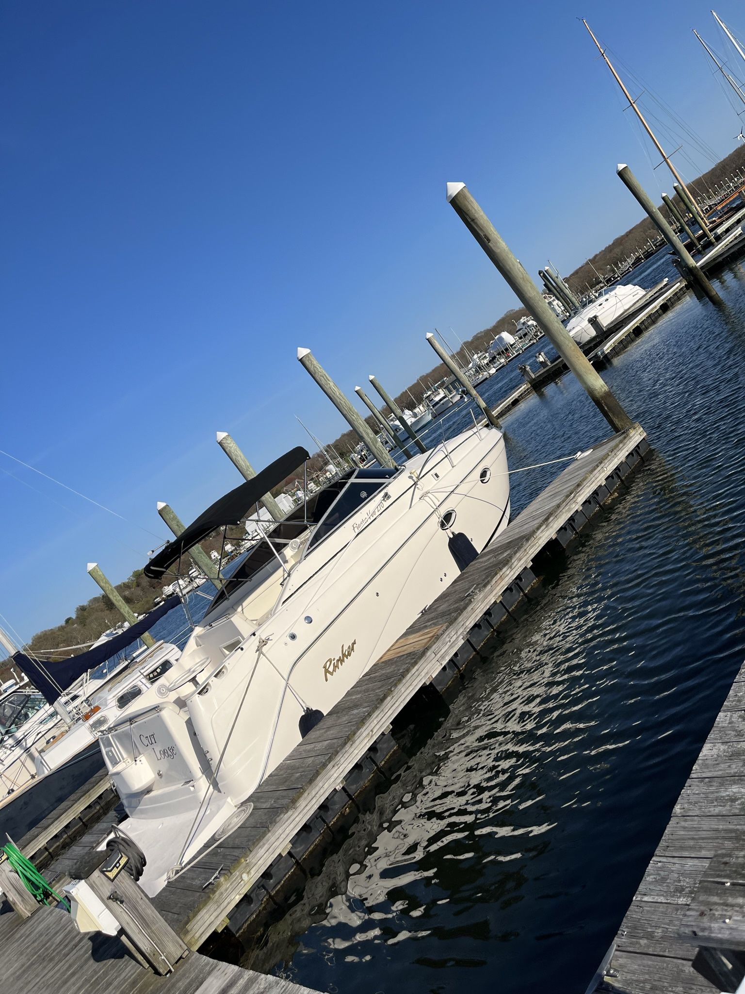 2003 Rinker 270 Fiesta vee