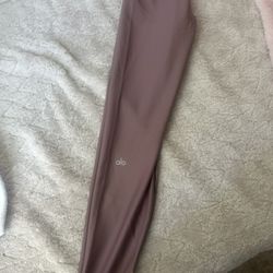 Pink Alo Leggings 