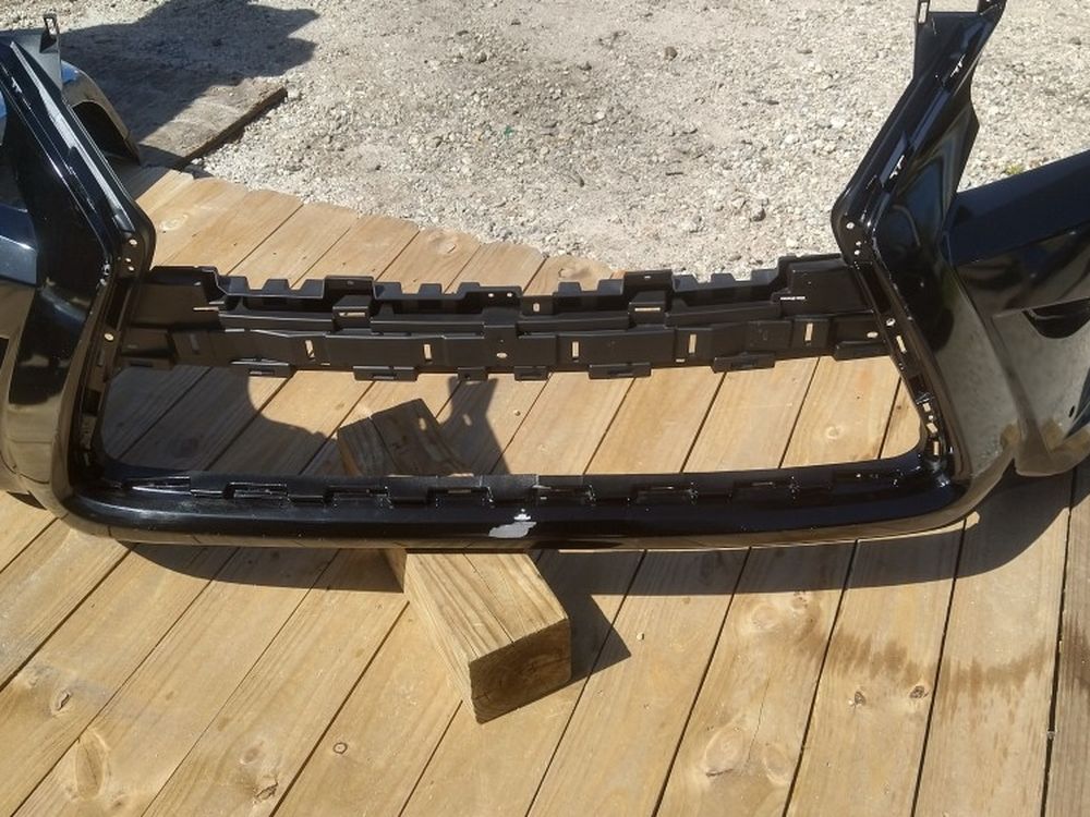 Lexus Front Bumper Cover I Haven't Determined Exactly What Body Style It Fits At The Moment Send Me Pictures Of Yours And I'll See If It's A Match It