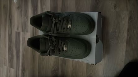 Nike Air Force 1'07 'Army Olive' 9.5 men