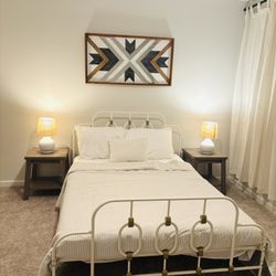 Bedroom Furniture Set 