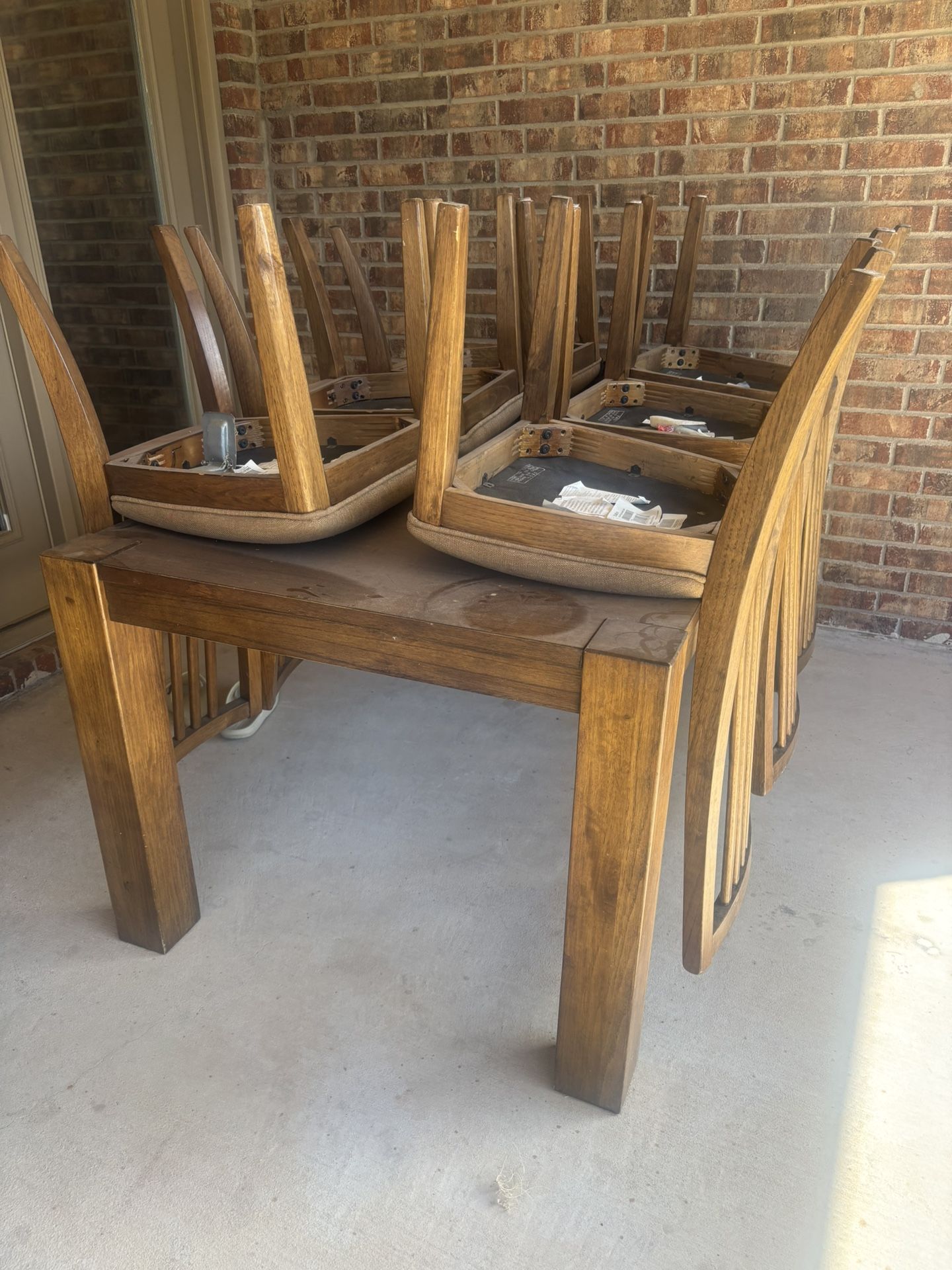 Dinning Room Table