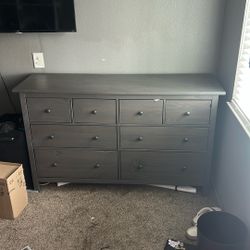 Ikea Dresser 8 drawers 