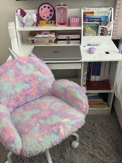 Unicorn Chair and desk