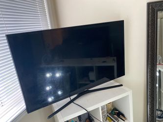 Samsung 48” smart tv