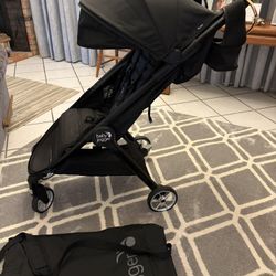 Like New Baby Jogger City Tour 2 Compact Stroller With Storage Bag