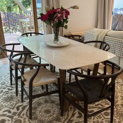 Stunning Dining Table 