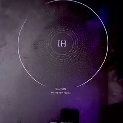 This is an iSiLER 1800W Sensor Touch Portable Induction Cooktop.