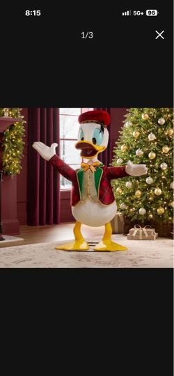 DISNEY DONALD AND DAISY ANIMATRONICS
