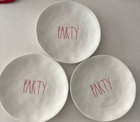 3 RAE DUNN MELAMINE DINNER PLATES