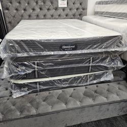 Queen Size Brand Name Mattress With Free Boxspring Special 