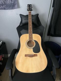 Mitchell (acoustic) guitar