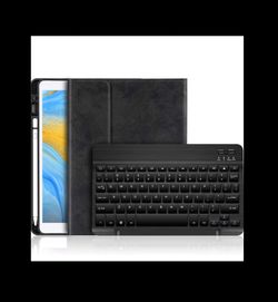 iPad case with Bluetooth keyboard