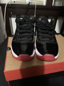 Jordan 11 Low Breads