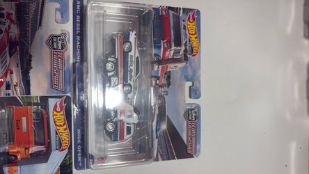 Hot Wheels Car Culture Team Transport AMC Rebel Machine