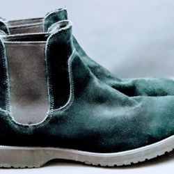 UGG Australia Men's Briscoe Chelsea Boots Size 9